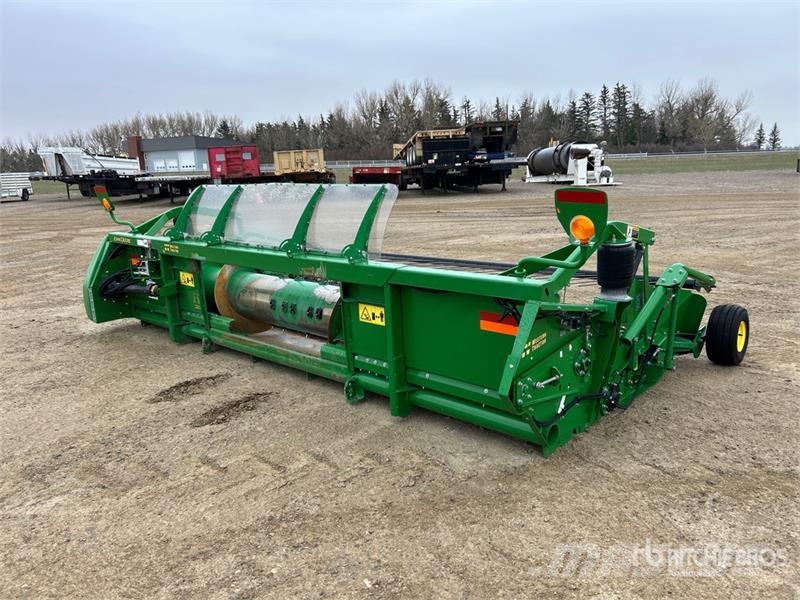 John Deere 615P 15 ft Draper Combine Pickup Header Glave hederi za kombajne