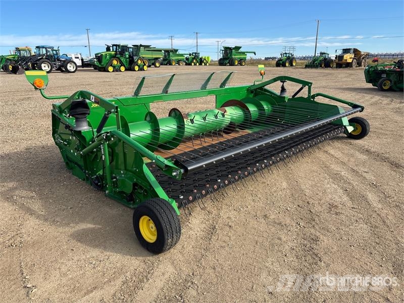 John Deere 615P 15 ft Combine Pickup Header Cabezales de cosechadoras combinadas
