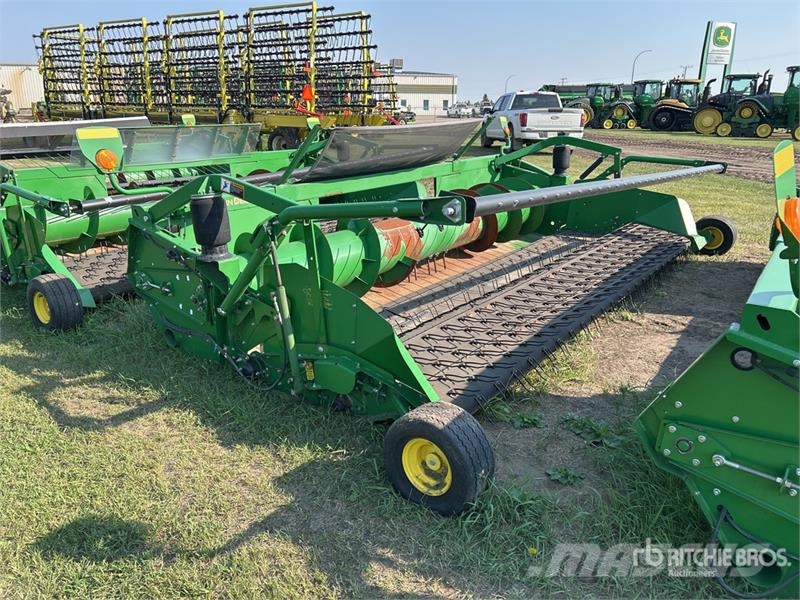 John Deere 615P 15 ft Combine Pickup Header Maaidorser aanbouwdelen
