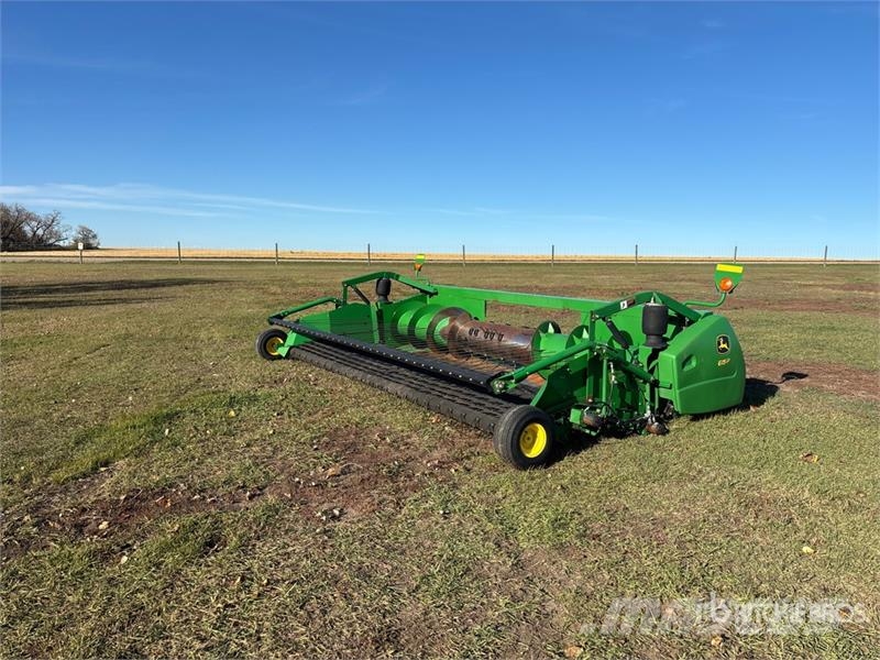 John Deere 615P 15 ft Combine Pickup Header コンバイン・ハーベスター・ヘッド