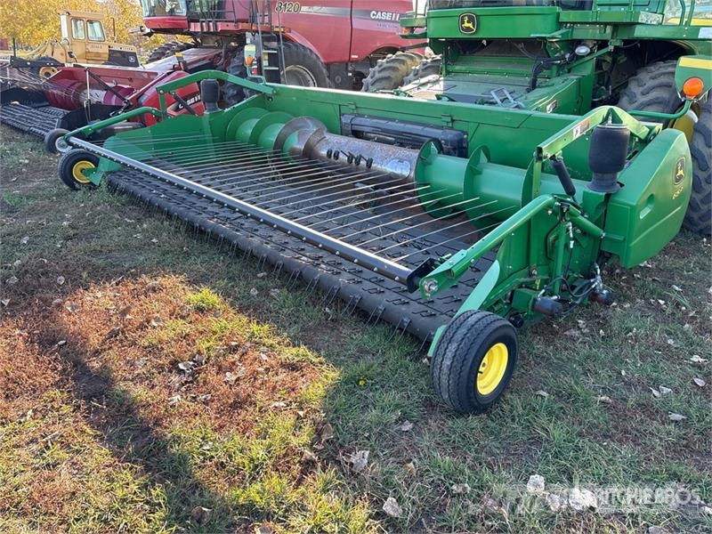 John Deere 615P 15 ft Combine Pickup Header Rezalne glave za kombajne