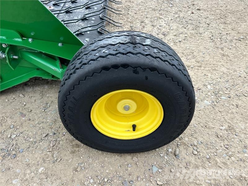 John Deere 615P 15 ft Draper Combine Pickup Header Glave hederi za kombajne