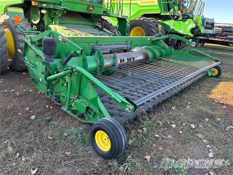 John Deere 615P 15 ft Combine Pickup Header Rezalne glave za kombajne