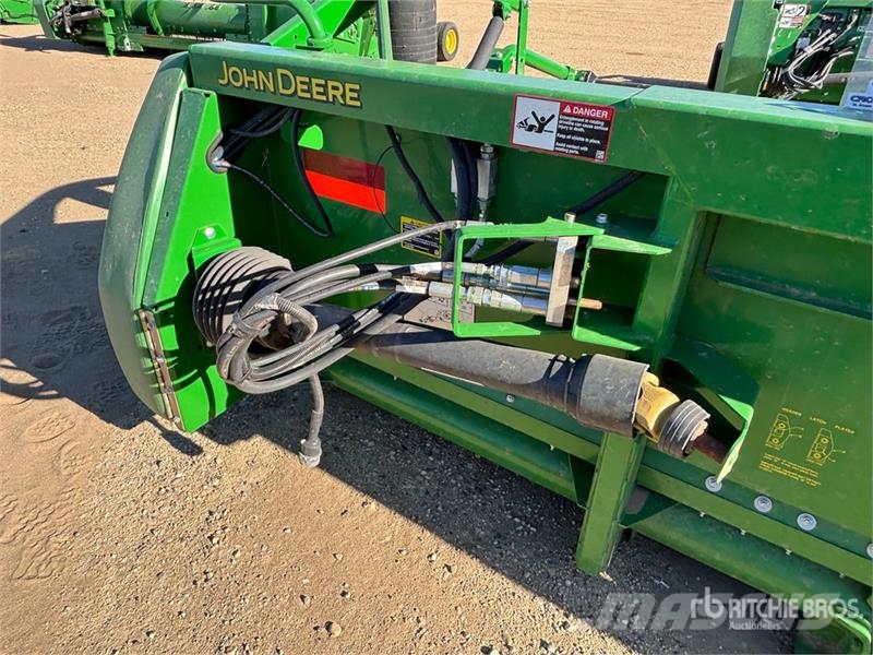 John Deere 615P 15 ft Belt Combine Pickup Header Combine capete pentru culegatoare