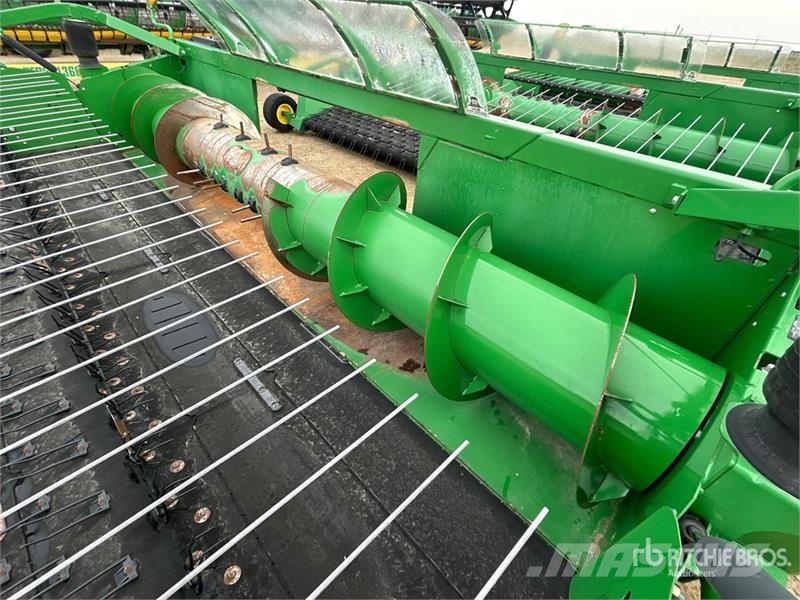 John Deere 615P 15 ft Draper Combine Pickup Header Glave hederi za kombajne