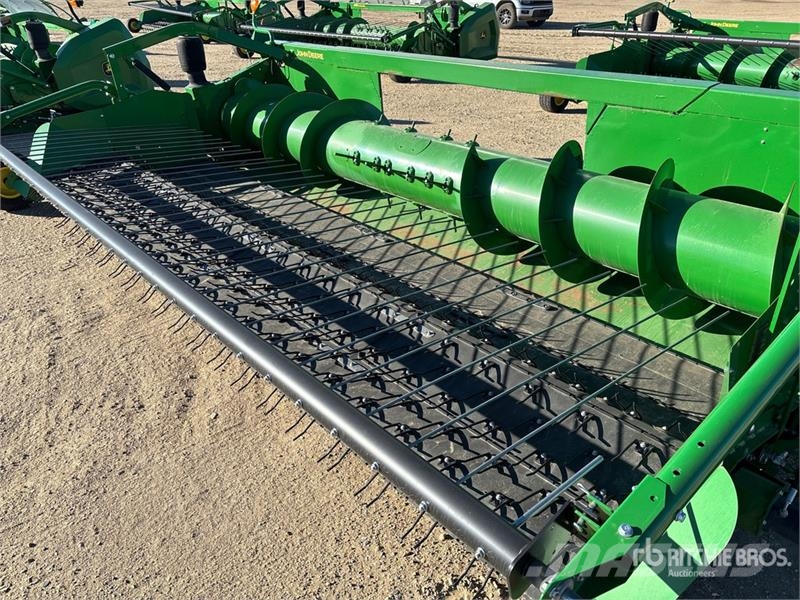 John Deere 615P 15 ft Combine Pickup Header Cabeçotes de colheitadeira