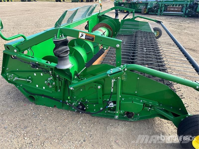 John Deere 615P 15 ft Combine Pickup Header Cabezales de cosechadoras combinadas