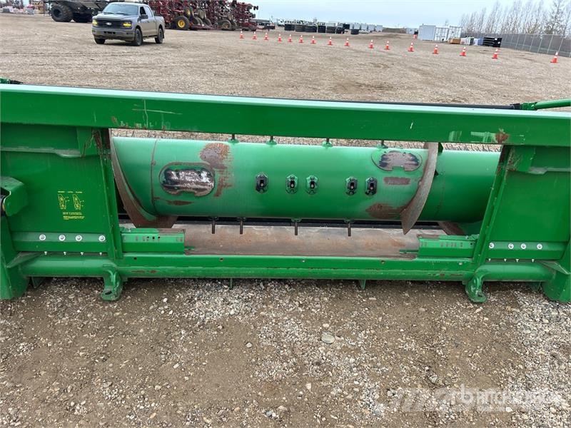 John Deere 615P 15 ft Combine Pickup Header Derliaus nuėmimo kombainų galvos