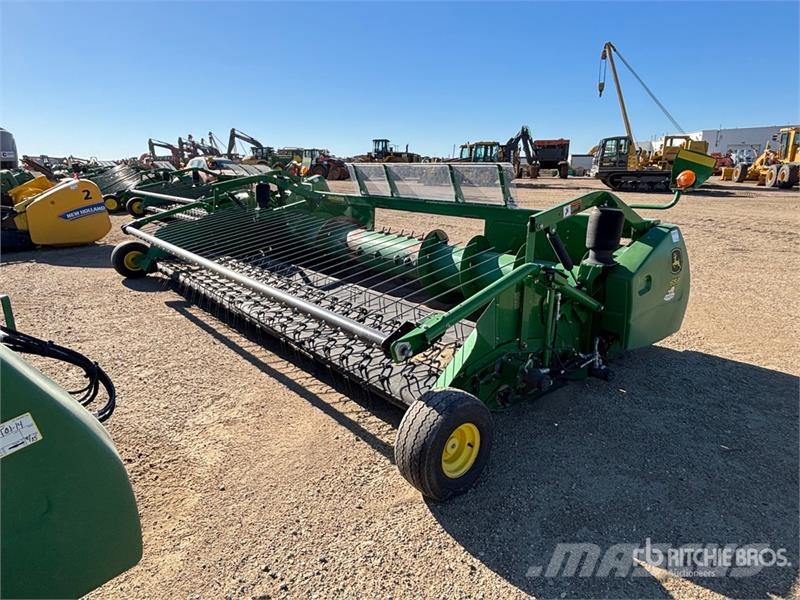 John Deere 615P 15 ft Belt Combine Pickup Header Testate per mietitrebbie