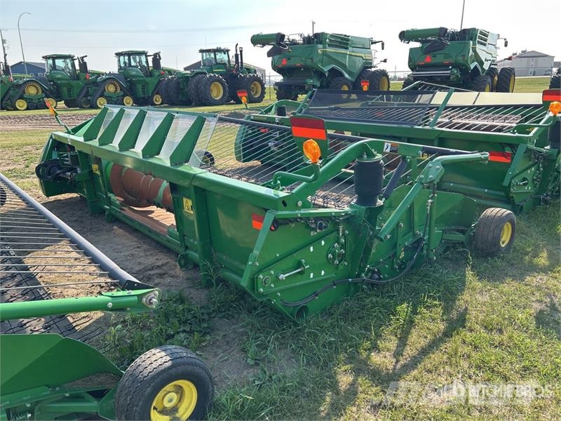 John Deere 615P 15 ft Combine Pickup Header Maaidorser aanbouwdelen