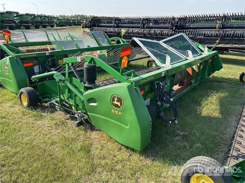 John Deere 615P 15 ft Combine Pickup Header Maaidorser aanbouwdelen