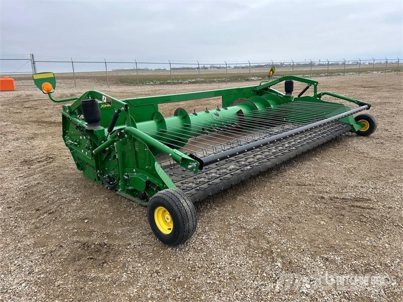 John Deere 615P 15 ft Combine Pickup Header Derliaus nuėmimo kombainų galvos