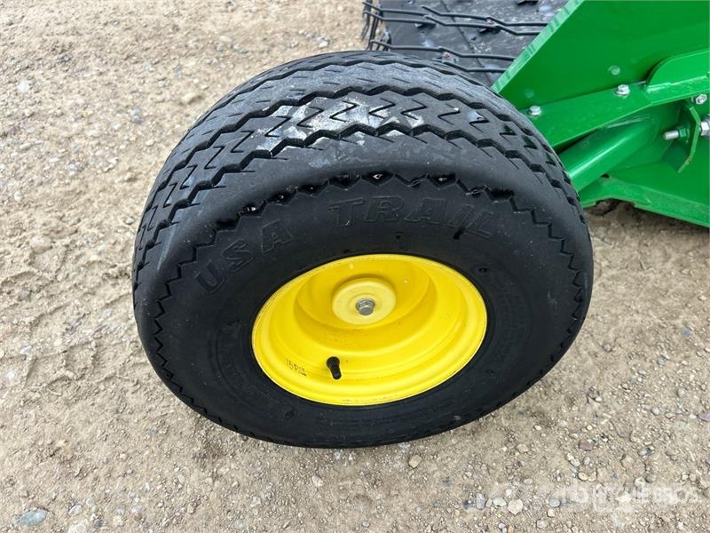 John Deere 615P 15 ft Draper Combine Pickup Header Glave hederi za kombajne