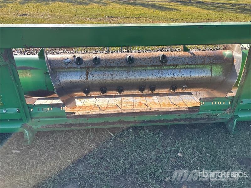 John Deere 615P 15 ft Combine Pickup Header コンバイン・ハーベスター・ヘッド