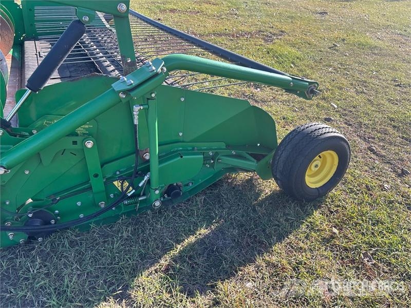 John Deere 615P 15 ft Combine Pickup Header コンバイン・ハーベスター・ヘッド