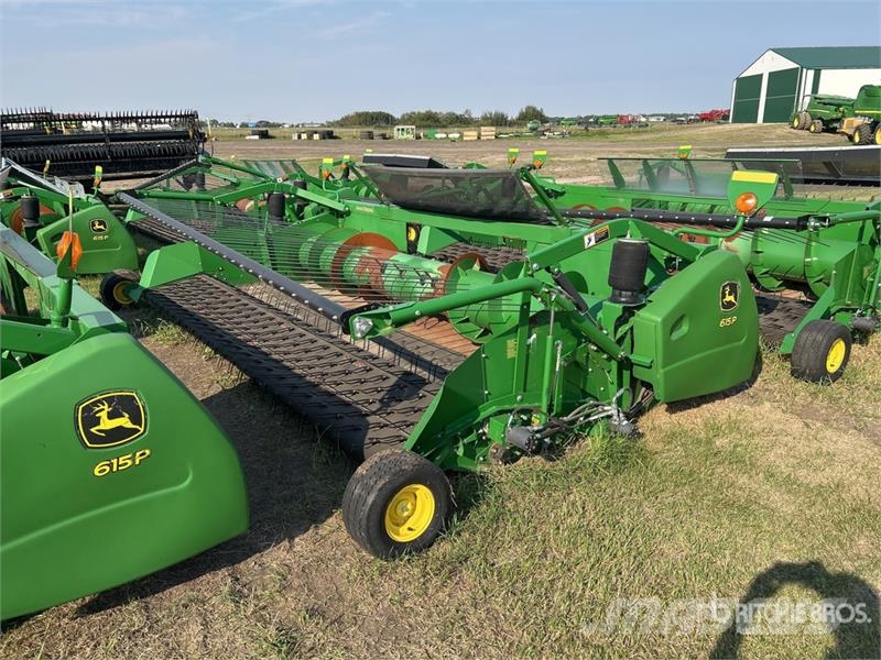 John Deere 615P 15 ft Combine Pickup Header Maaidorser aanbouwdelen