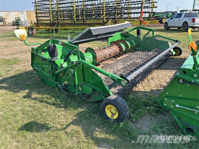 John Deere 615P 15 ft Combine Pickup Header Maaidorser aanbouwdelen