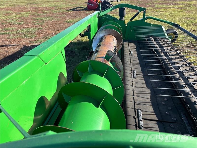 John Deere 615P 15 ft Combine Pickup Header コンバイン・ハーベスター・ヘッド