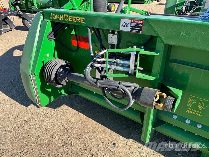 John Deere 615P 15 ft Belt Combine Pickup Header Testate per mietitrebbie