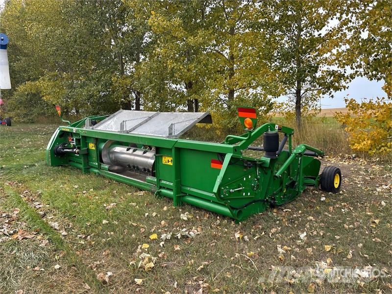 John Deere 615P 15 ft Combine Pickup Header Kombajnové hlavice