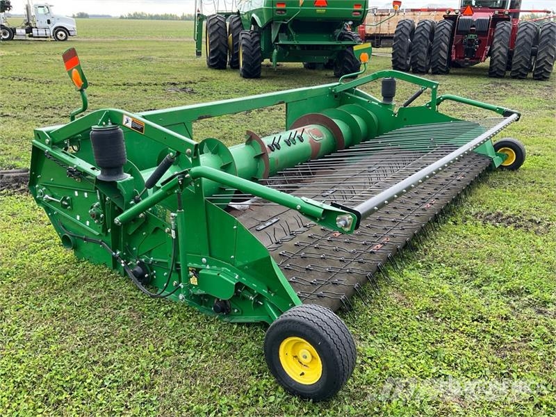 John Deere 615P 15 ft Combine Pickup Header Derliaus nuėmimo kombainų galvos