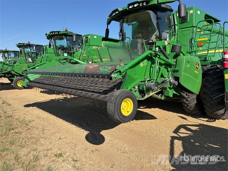 John Deere 615P 15 ft Combine Pickup Header Leikkuupöydät
