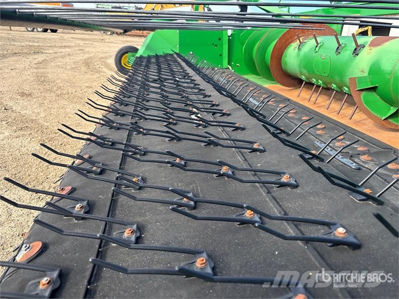John Deere 615P 15 ft Combine Pickup Header Cabezales de cosechadoras combinadas