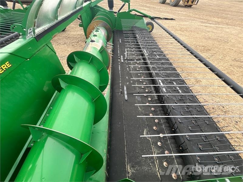 John Deere 615P 15 ft Draper Combine Pickup Header Glave hederi za kombajne