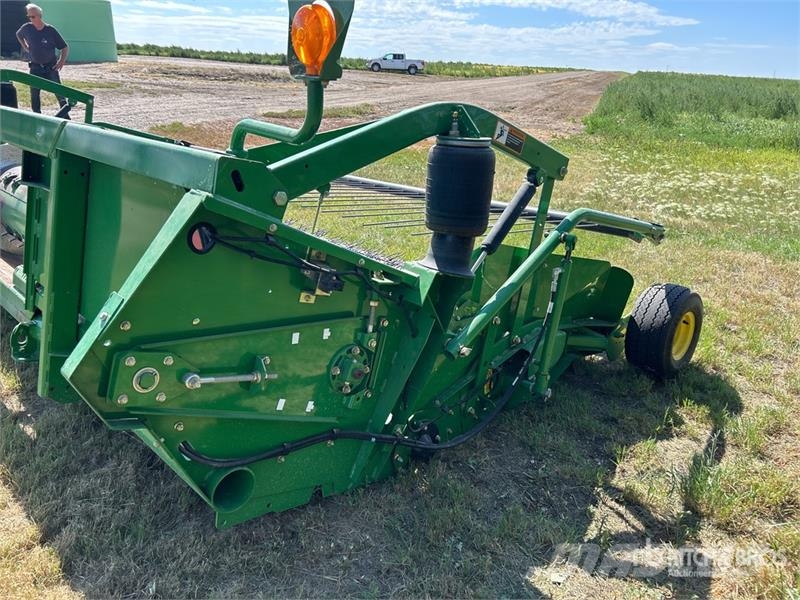 John Deere 615P 15 ft Combine Pickup Header Glave hederi za kombajne