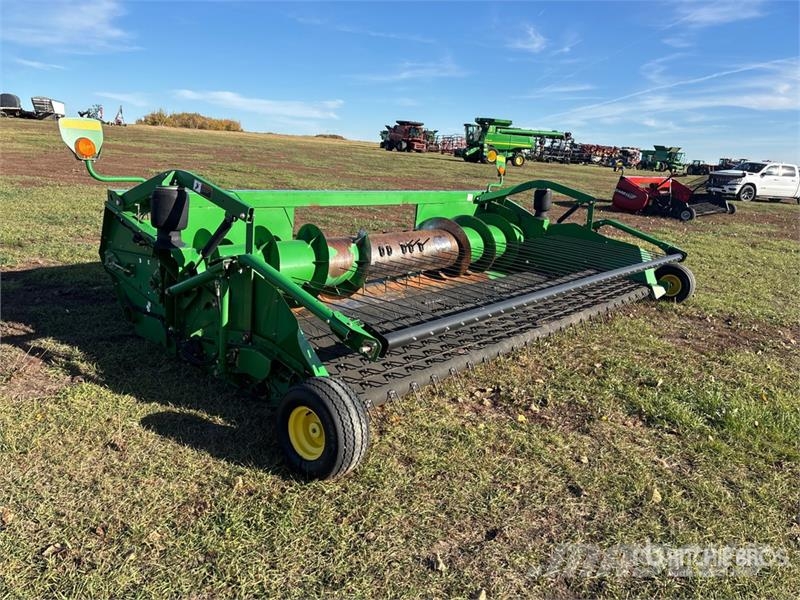 John Deere 615P 15 ft Combine Pickup Header コンバイン・ハーベスター・ヘッド