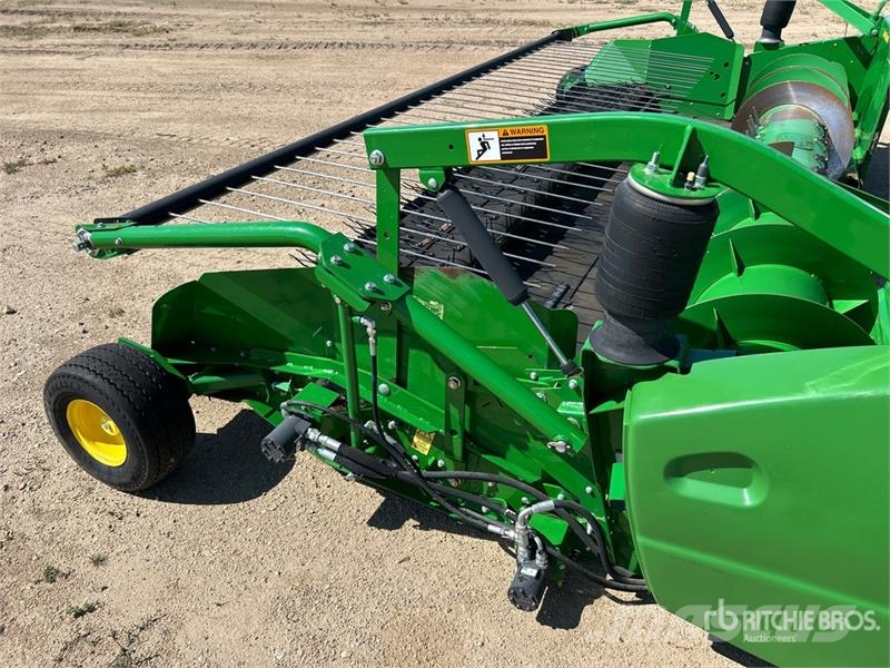 John Deere 615P 15 ft Combine Pickup Header Cabezales de cosechadoras combinadas