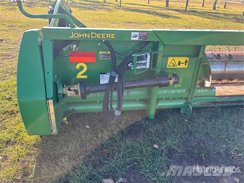 John Deere 615P 15 ft Combine Pickup Header コンバイン・ハーベスター・ヘッド