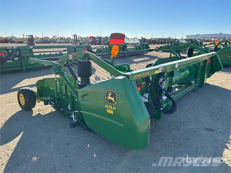 John Deere 615P 15 ft Combine Pickup Header Glave hederi za kombajne