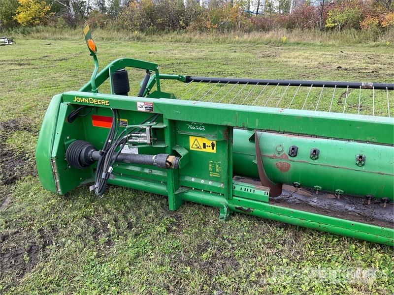 John Deere 615P 15 ft Combine Pickup Header Derliaus nuėmimo kombainų galvos