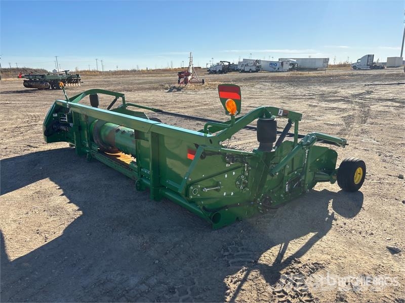 John Deere 615P 15 ft Combine Pickup Header رؤوس الحصادات الدراسات