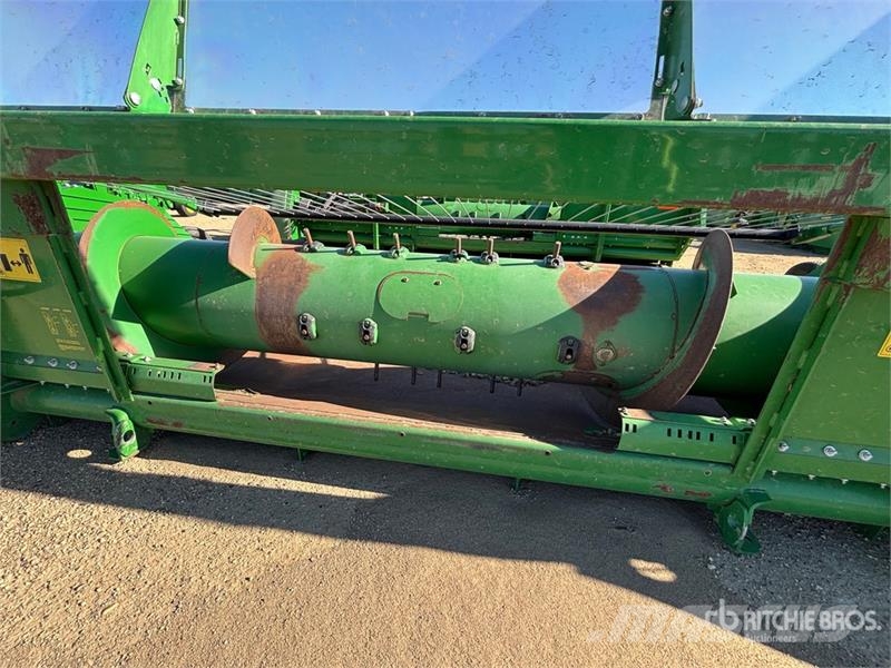 John Deere 615P 15 ft Belt Combine Pickup Header Testate per mietitrebbie