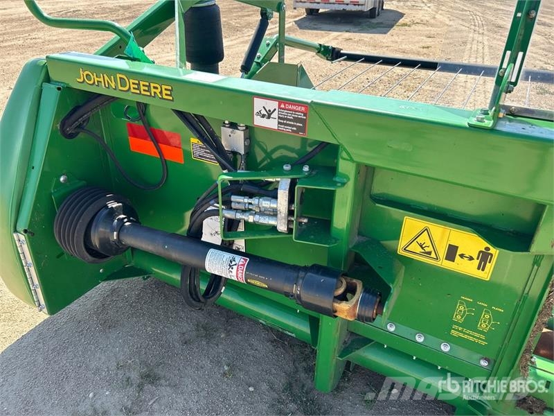 John Deere 615P 15 ft Combine Pickup Header Cabezales de cosechadoras combinadas