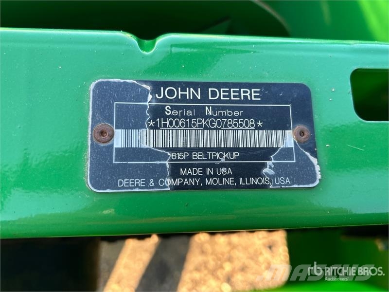 John Deere 615P 15 ft Combine Pickup Header Leikkuupöydät