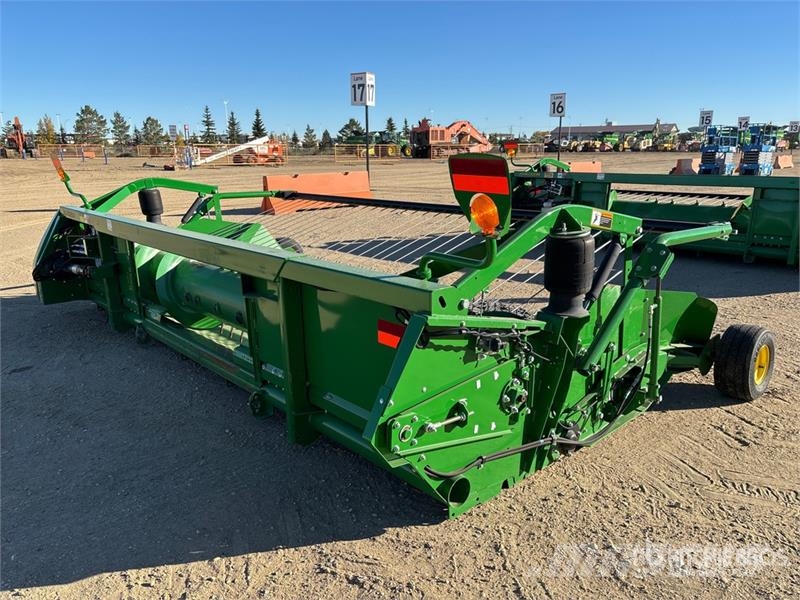 John Deere 615P 15 ft Combine Pickup Header Glave hederi za kombajne