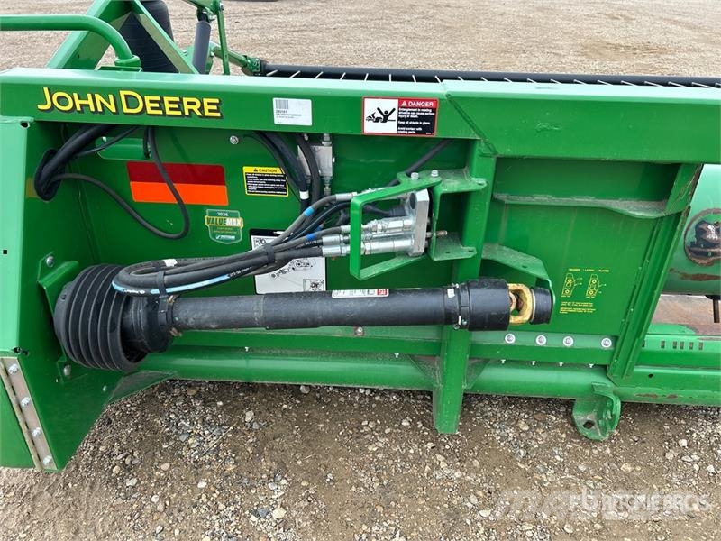 John Deere 615P 15 ft Combine Pickup Header Derliaus nuėmimo kombainų galvos