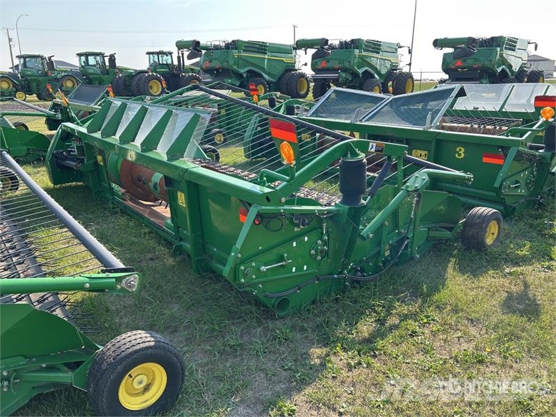 John Deere 615P 15 ft Combine Pickup Header Maaidorser aanbouwdelen