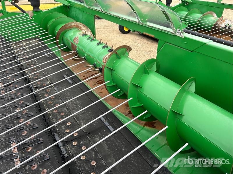 John Deere 615P 15 ft Draper Combine Pickup Header Glave hederi za kombajne