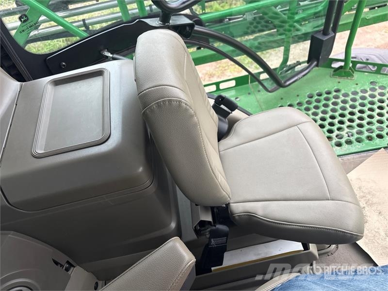 John Deere 616R 120 ft 4x4 High Clearance Self-Propelled Spra Zelfrijdende spuitmachines