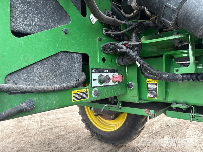John Deere 616R 120 ft 4x4 High Clearance Self-Propelled Spra Zelfrijdende spuitmachines