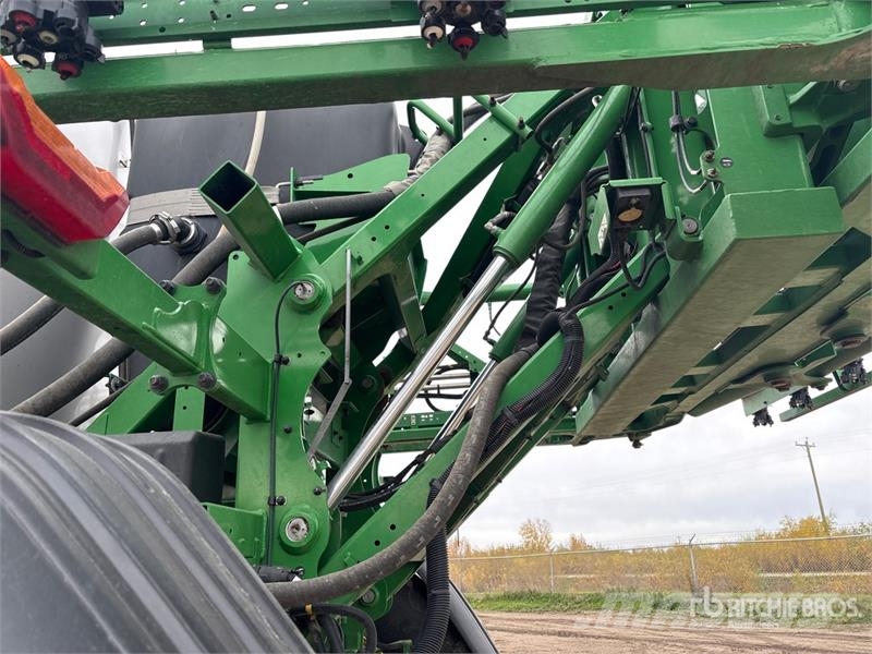 John Deere 616R 120 ft 4x4 High Clearance Self-Propelled Spra Zelfrijdende spuitmachines