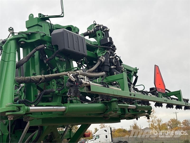 John Deere 616R 120 ft 4x4 High Clearance Self-Propelled Spra Zelfrijdende spuitmachines