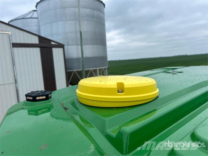 John Deere 616R 133 ft 4x4 High Clearance Self-Propelled Spra Självgående sprutor
