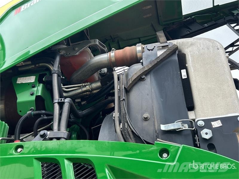 John Deere 616R 133 ft 4x4 High Clearance Self-Propelled Spra Itsekulkevat ruiskut