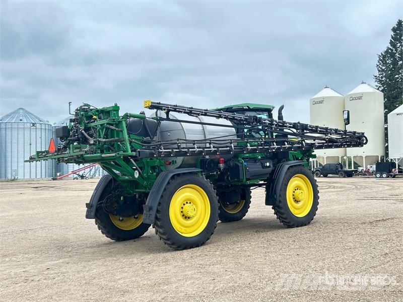 John Deere 616R 133 ft 4x4 High Clearance Self-Propelled Spra Självgående sprutor
