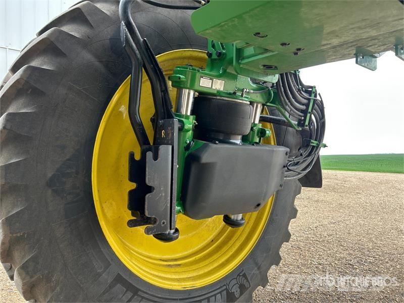 John Deere 616R 133 ft 4x4 High Clearance Self-Propelled Spra Itsekulkevat ruiskut